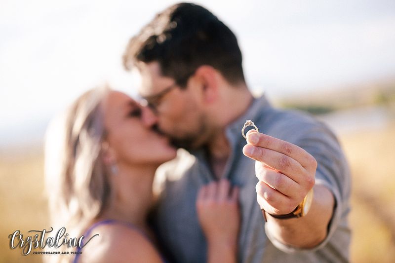 Top 10 Engagement Photo Ideas for Amazing, Meaningful Portraits