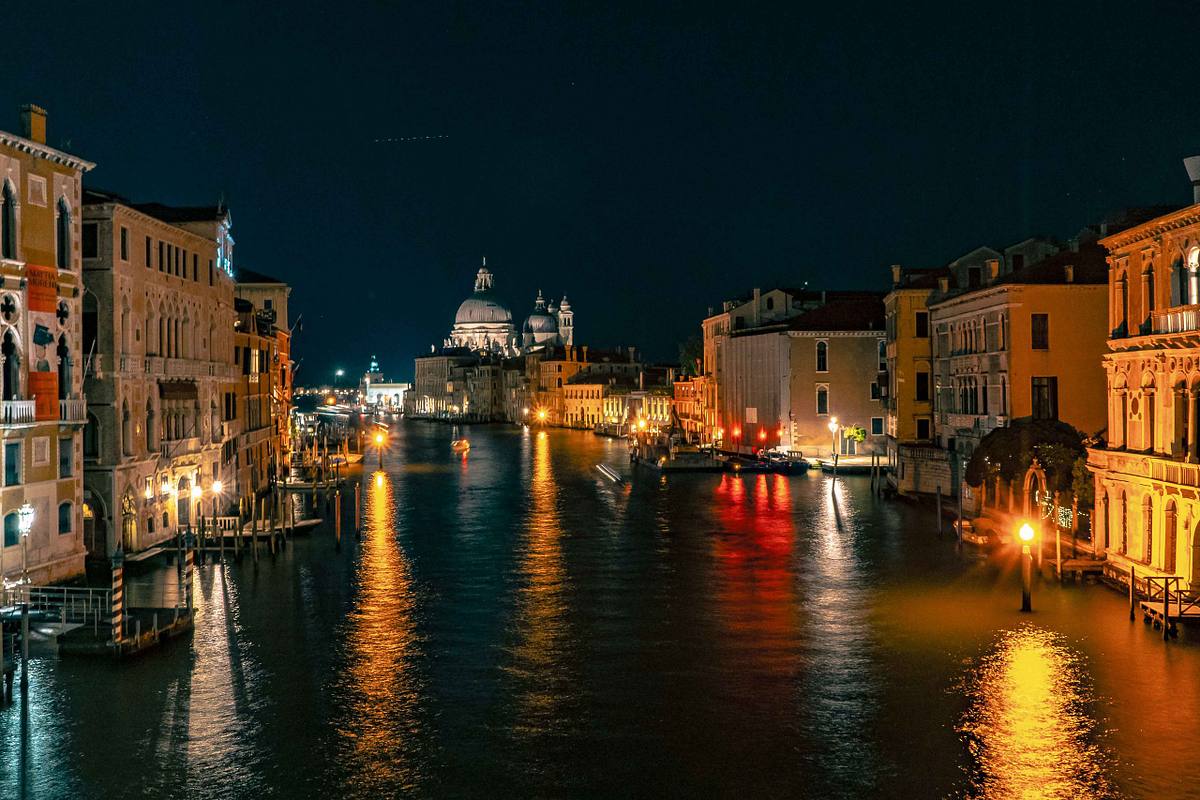 venice canals night photography italy