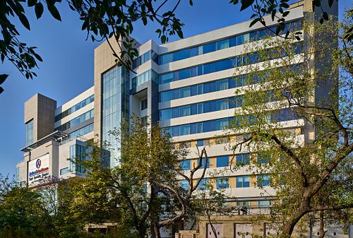 Aakash Hospital, Delhi - IIDC Architects
