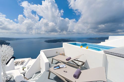 Antrum Villa