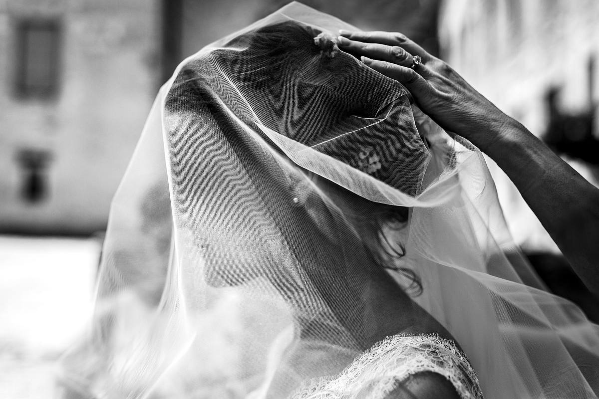 Les Plus Beaux Moments R&eacute;els Du Mariage Pris Sur Le Vif