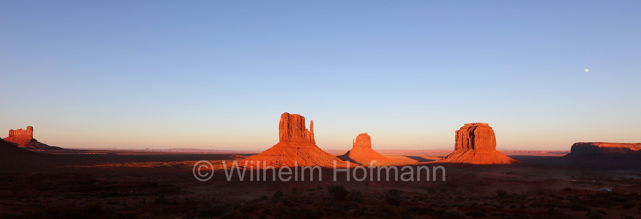 West Mitten Butte, East Mitten Butte, Merrick Butte, Monument Valley, Arizona, USA