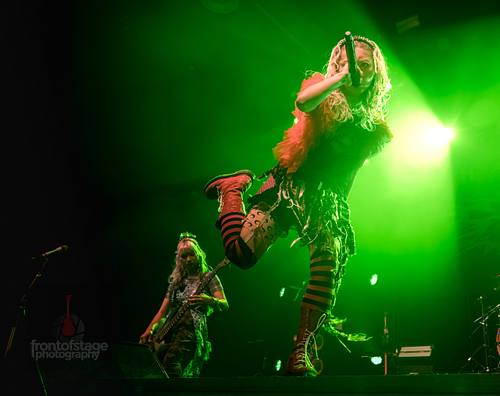 Die japanische Metalcore-Band HANABIE in Huxleys Neue Welt, Berlin