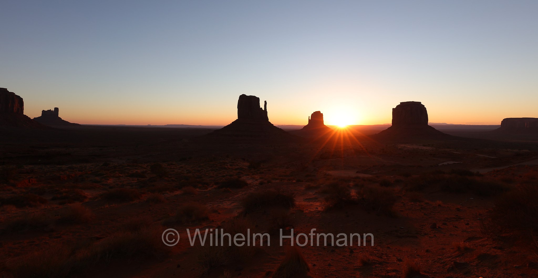 West Mitten Butte, East Mitten Butte, Merrick Butte, Monument Valley, Arizona, USA