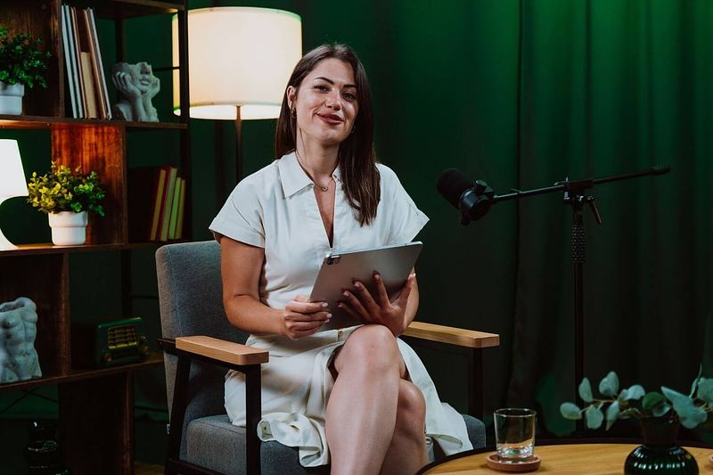 How Mental Health Professionals Can Build a Creator Brand
