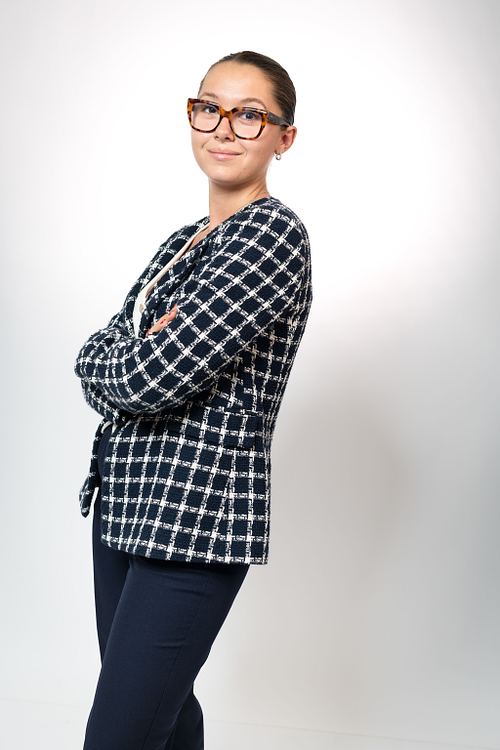 CORPORATE 100&euro;