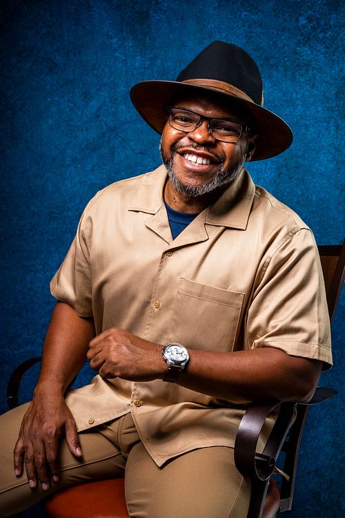Levi Wells is a food & beverage photographer based in New Orleans.
