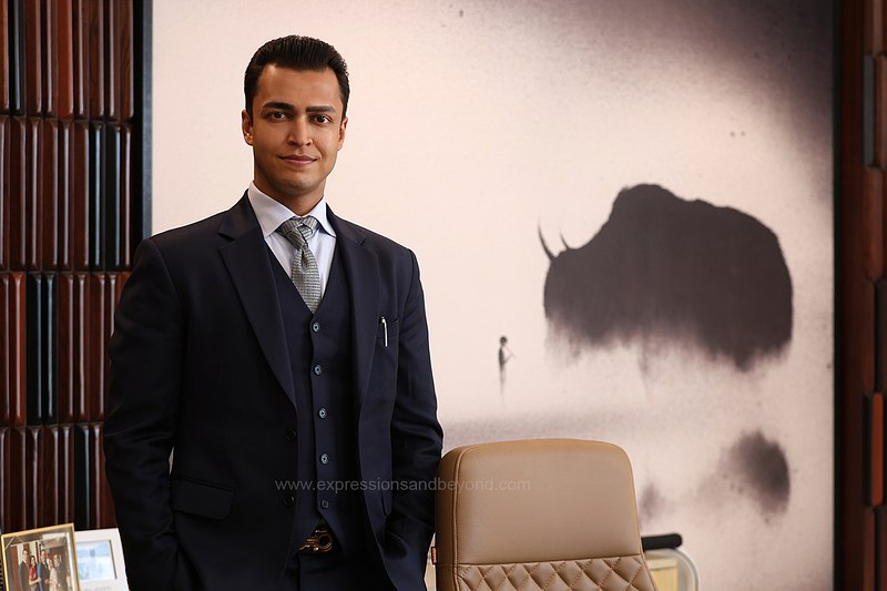 Professional profile photoshoot, headshots in Gurgaon, Delhi, Noida NCR