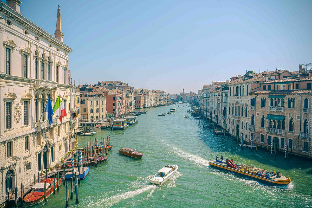 venice canals daytime photography boats italy