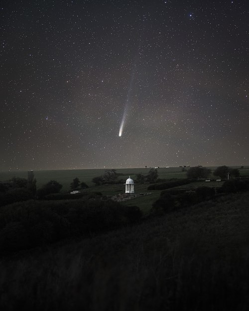 Comet over the Chattri