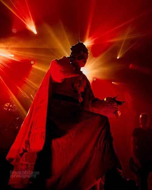 Die norwegische Black‑Metal‑Band Mayhem mit ihrer „Death Over Europe 2026“-Tour in Huxleys Neuer Welt in Berlin