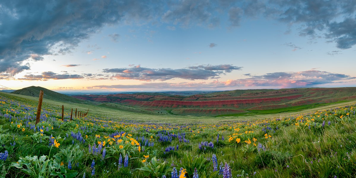 Dusk-at-Red-Canyon-Ranch