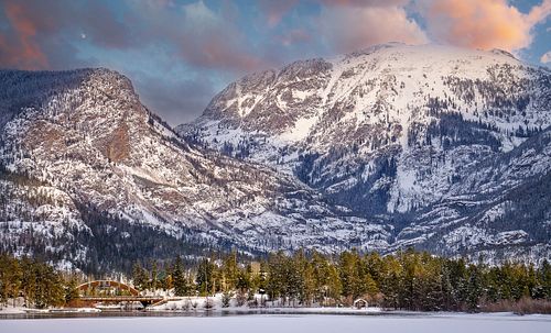 Mountains, ridge, hike, adventure, nature, landscape, Rocky Mountains, Colorado, winter, New Year's, sky, clouds, sunrise, sunset, Grand, lake, bridge, frozen, snow, trees, forest, National Park,