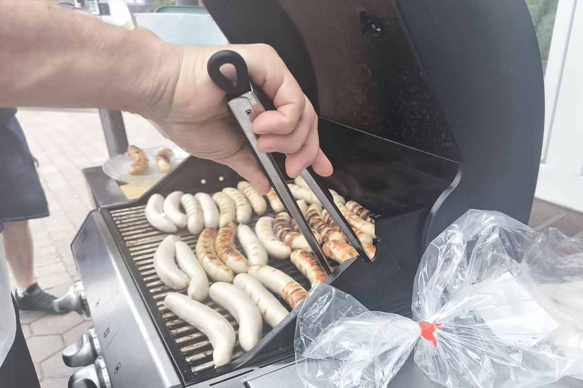 Der Geruch von leckerer Grillbratwurst machte sich auf der gesamten Anlage breit