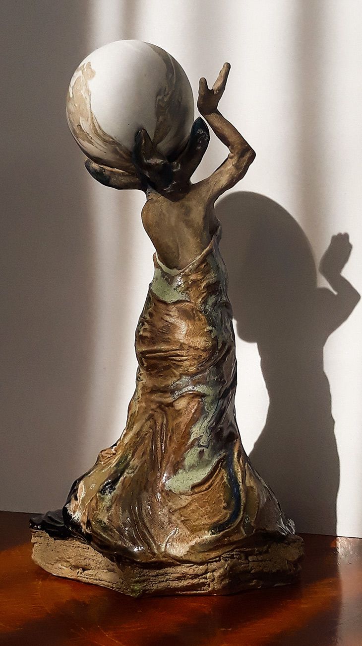 Stoneware and porcelain - Rich glazes - 23cm/12cm
