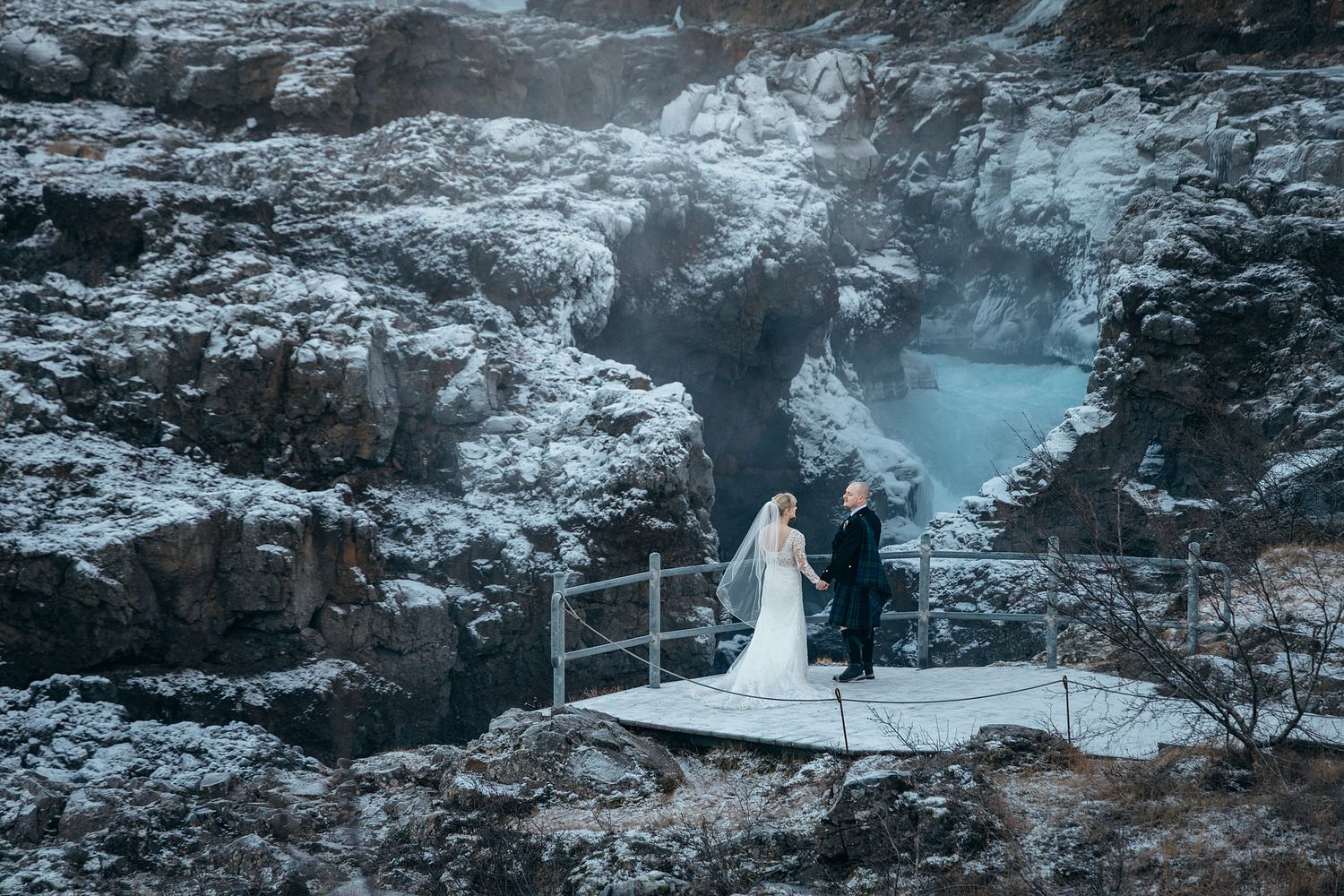 ICELAND WEDDING PHOTO