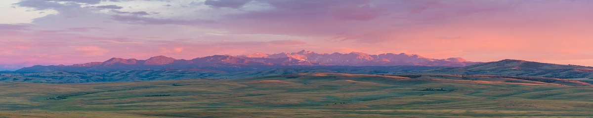 Alpenglow-on-the-Southern-Winds