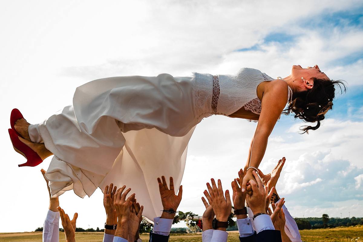 Les Plus Beaux Moments R&eacute;els Du Mariage Pris Sur Le Vif