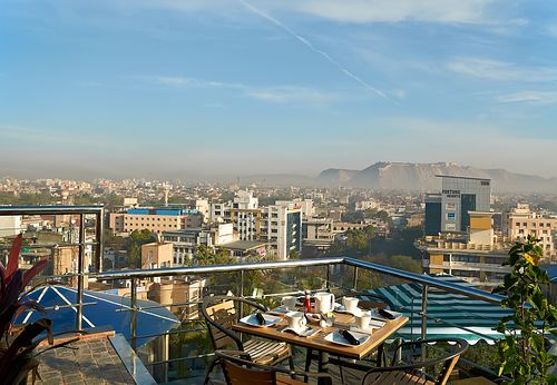 Blackout, Jaipur