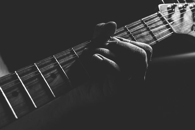 10 Best Musician Website Examples in 2025 (Bonus: 5 Music Website Templates)
