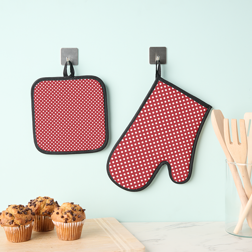Kitchen & Dining