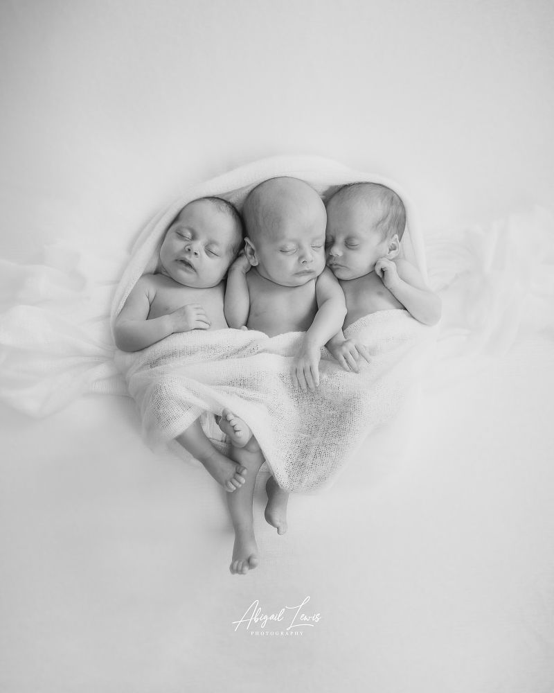 Behind the Scenes: A Newborn Session with Triplets (and a Big Brother)