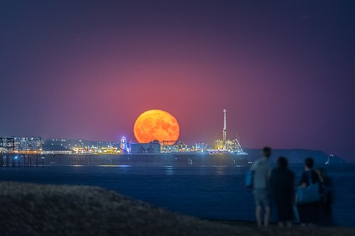 STURGEON MOON OVER BRIGHTON PIER
