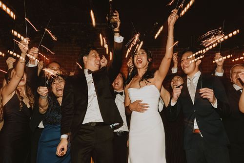 Sneak peek of a wedding in Saint Henri