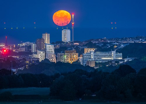 Moonset behind the i360 and Brighton University Campus