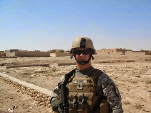 Hello, I am Jacob Szor. I'm a retired Army veteran, turned portrait photographer, based in the Metro Detroit area in Michigan.