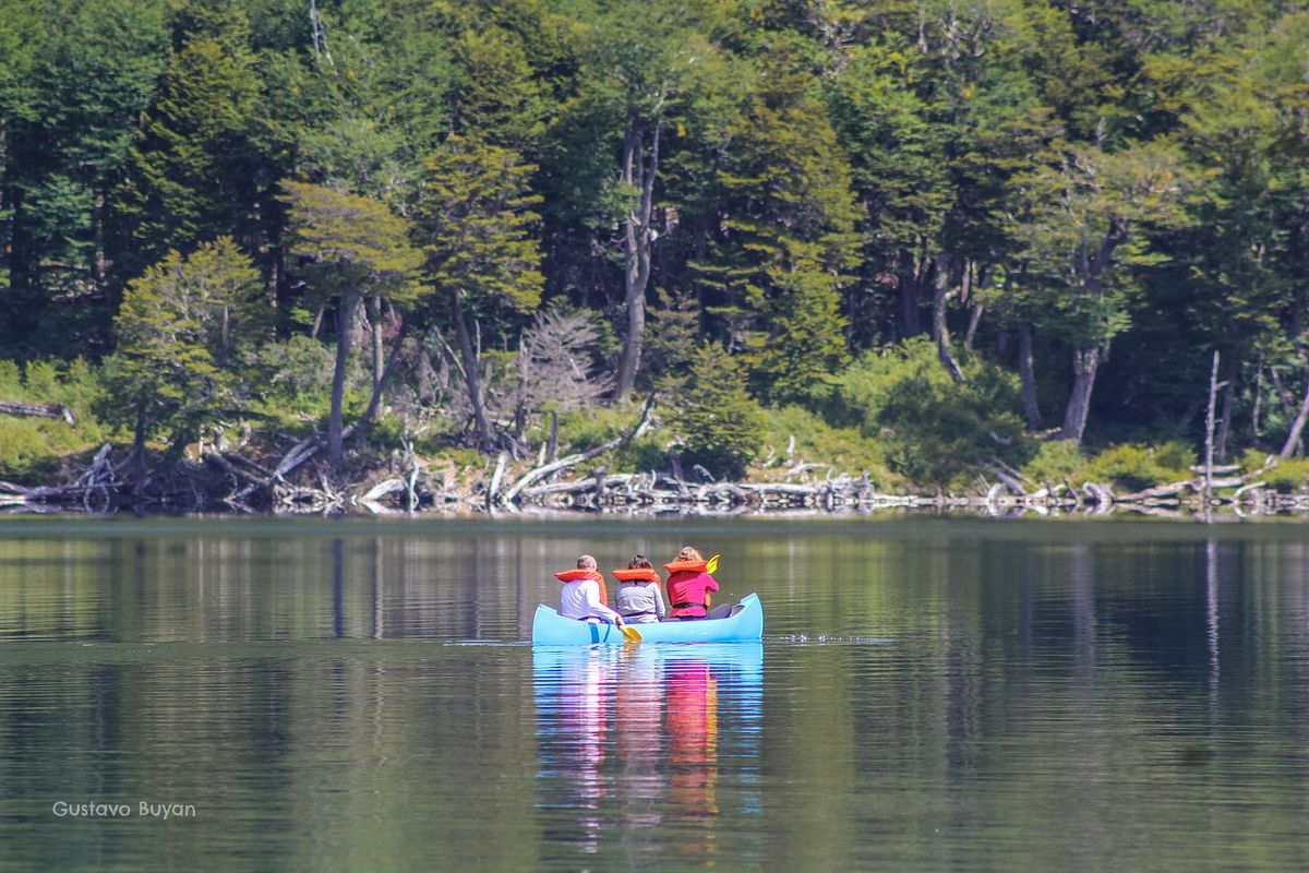 Actividades de Kayak en Lago Escondido